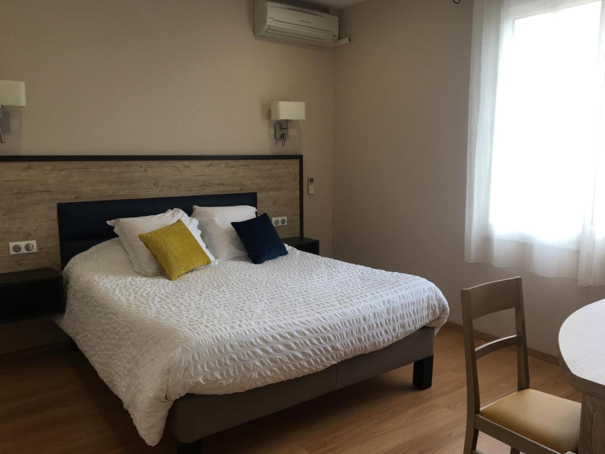 Logis Hotel Restaurant Spa Les Balcons De L'Esperance Limeuil Esterno foto