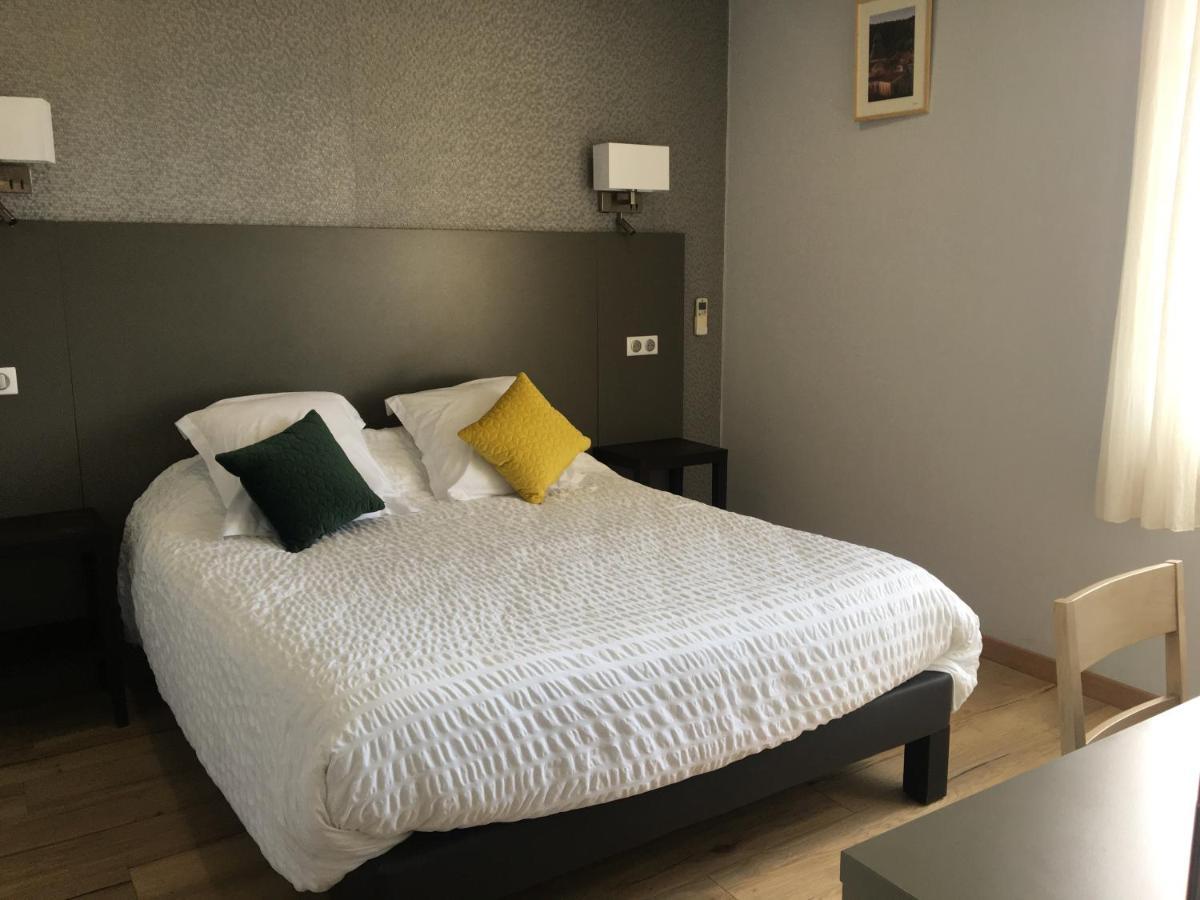 Logis Hotel Restaurant Spa Les Balcons De L'Esperance Limeuil Esterno foto